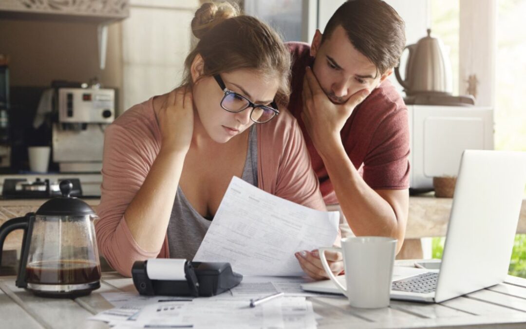 Taxas escondidas: quando a passagem barata sai cara
