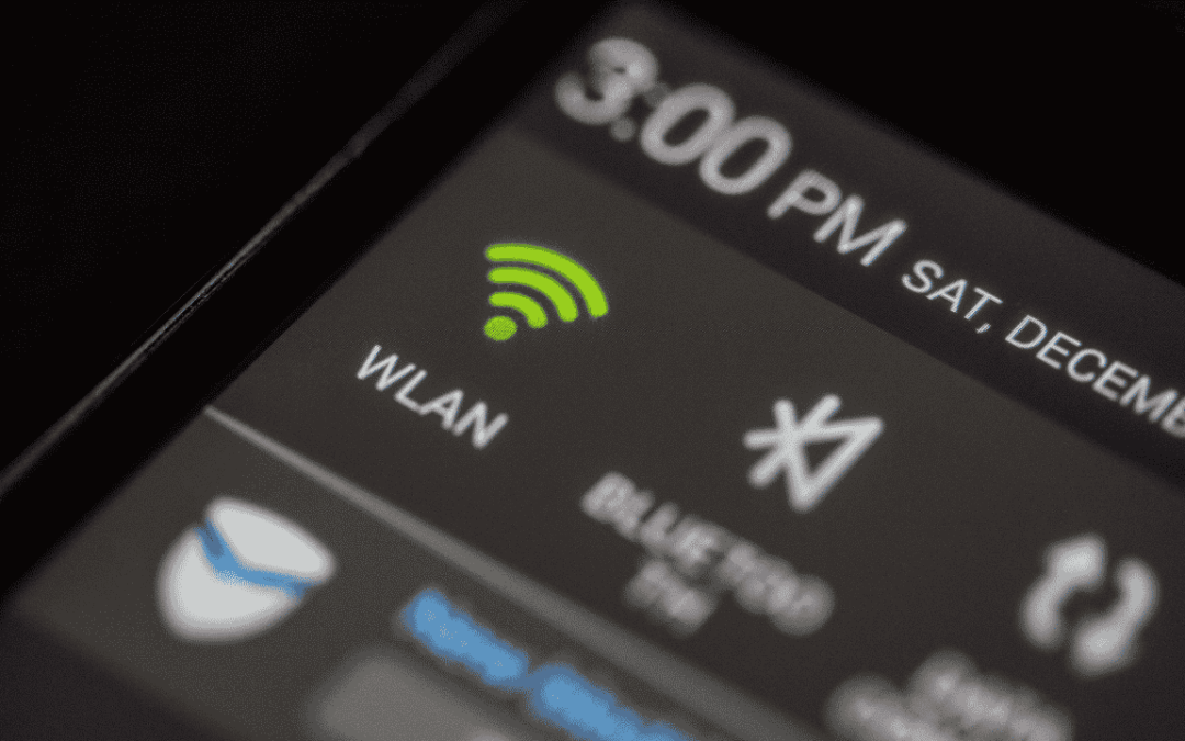 Cuidado con el WiFi Público: Cómo Proteger tus Datos al Viajar