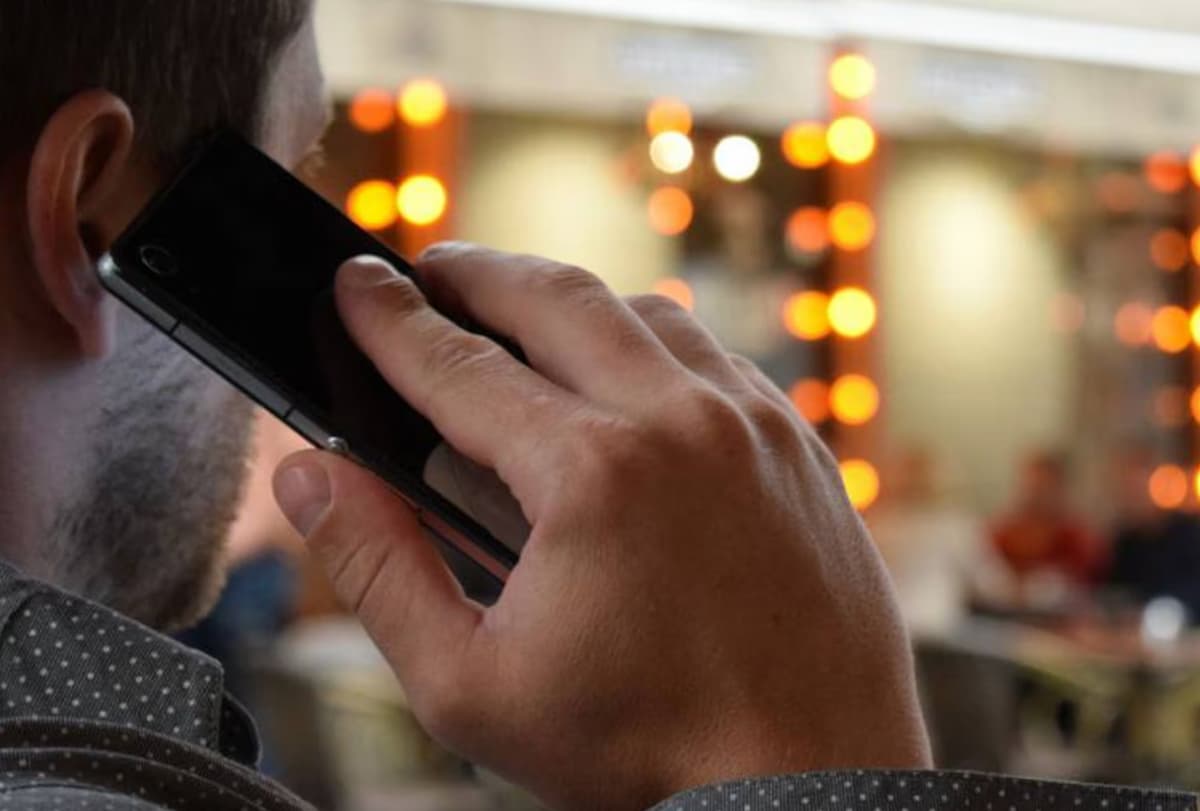 Golpes no Turismo Digital Falsos Contatos em Canais Oficiais (E-mail, WhatsApp, Chat)