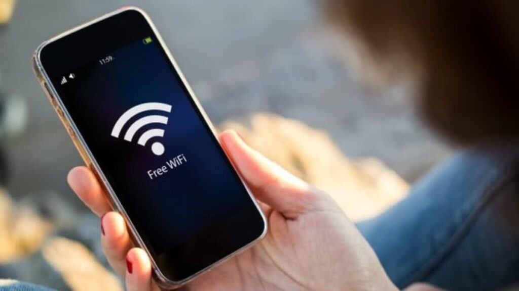 Os perigos do Wi-Fi público em viagens: Como proteger seus dados e evitar roubos